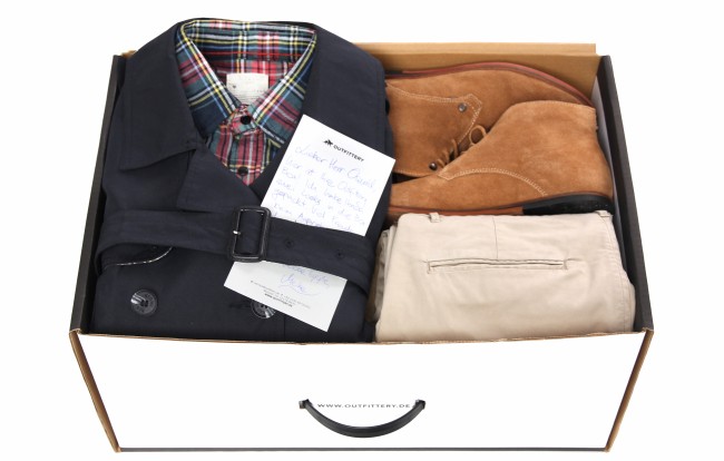 Eine Box von Outfittery, wie sie Kunden bekommen (Bild: Outfittery)