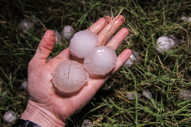 Large Hail Stones ( Image by State Farm [CC BY 2.0] via Flickr)