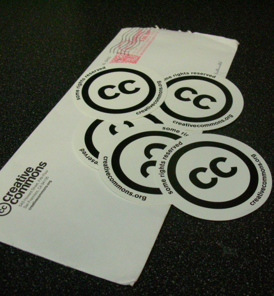 Creative Commons stickers (adapted) (Image by oswaldo [CC BY 2.0] via Flickr)
