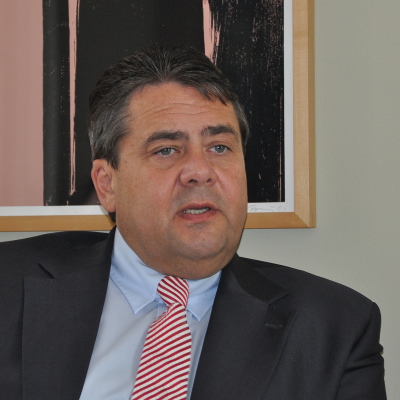 Sigmar Gabriel (adapted) (Image by Christliches Medienmagazin pro [CC BY-SA 2.0] via Flickr)
