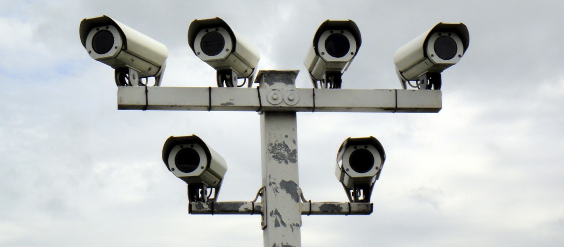Überwachungskameras (Bild by Dirk Ingo Franke [CC BY 2.0] via flickr)