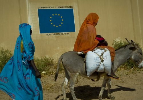 Darfurians refugees in Eastern Chad (adapted) (Image by European Commission DG ECHO [CC BY-SA 2.0] via Flickr
