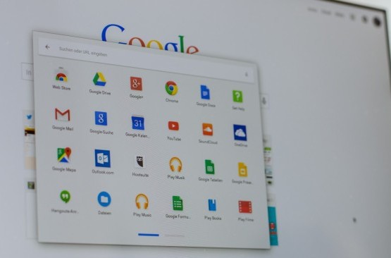 Desktop des Toshiba Chromebook mit Chrome OS