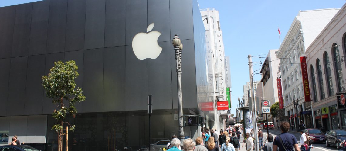 Apple Store San Francisco (adapted) (Image by Christian Rasmussen [CC BY-SA 2.0] via Flickr)