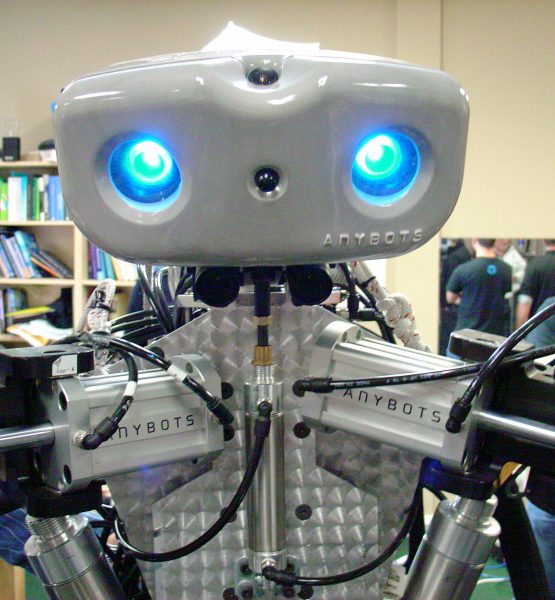 Hello, I'm a Robot. (adapted) (Image by Jeff Keyzer [CC BY-SA 2.0] via Flickr)