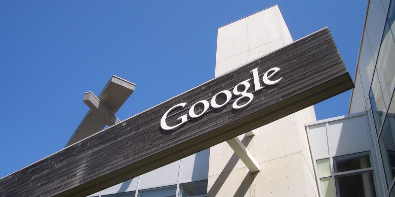 Google Food (adapted) (Image by brionv [CC BY-SA 2.0] via Flickr)