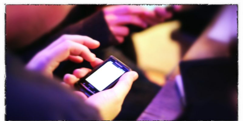 an evening playing 'smartphone' pub quiz with the exeter twitterati! (adapted) (Image by Phil Campbell [CC BY 2.0] via Flickr)