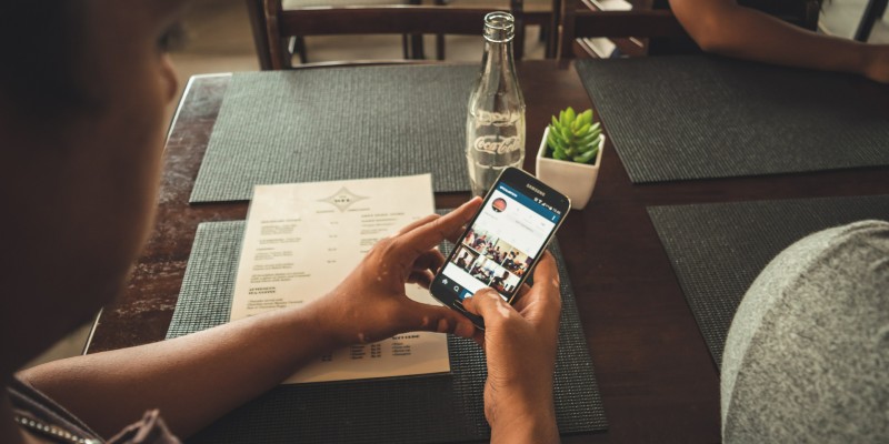 Smartphone (image by YashilG [CC0 Public Domain] via Pixabay)