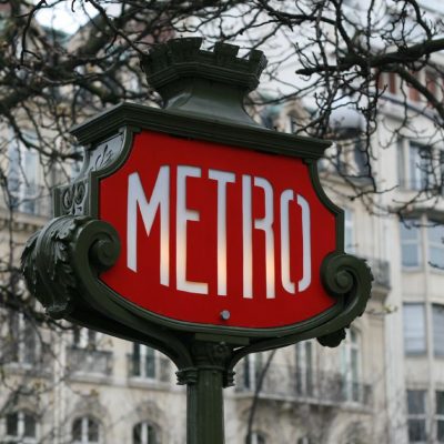 Metro (adapted) (Image by Peter Daniel [CC BY 2.0] via Flickr)