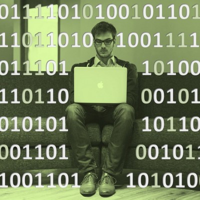 tech-startup-computer-matrix (Image by Tumisu (CC0) via Pixabay)