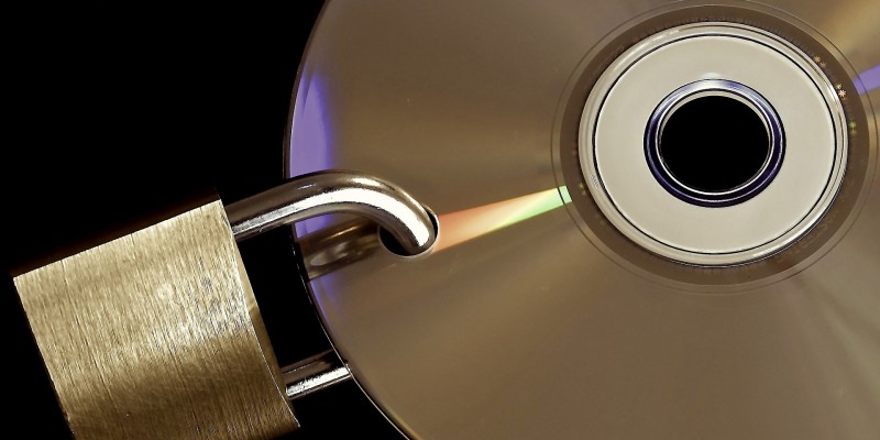 datenschutz-datensicherheit(Image by HebiFot(CC0)via Pixabay)small