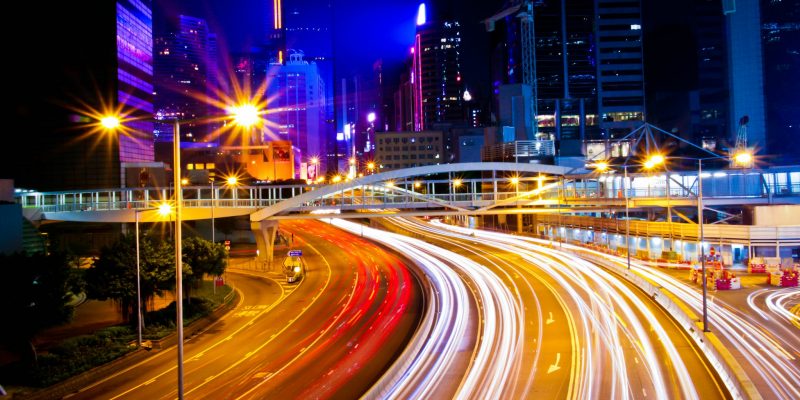 Busy traffic (adapted) (Image by dingcarrie [CC BY 2.0] via flickr)