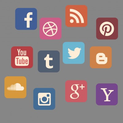Social Media (image by stux [CC0 Public Domain] via pixabay)new