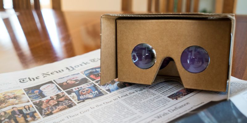 Caucus Tourism Virtual Campaigning (adapted) (Image by Phil Roeder [CC BY 2.0] via flickr)