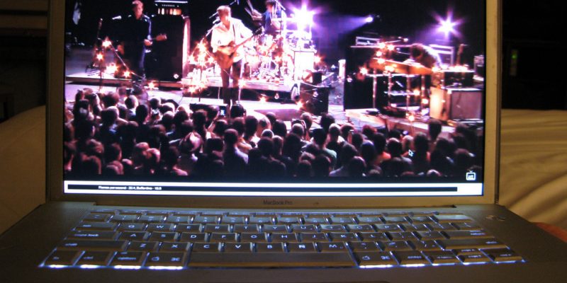 Spoon Live Streaming (adapted) (Image by Incase [CC BY 2.0] via Flickr)