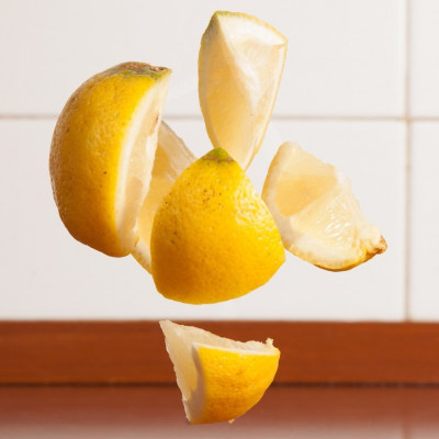 Healthy Food flying (Image by spiltshire.com [CC0 Public Domain], via Pexels)__