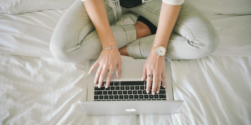 fashion-legs-notebook-working (adapted) (Image by www.Pixel.la Free Stock Photos [CC0 Public Domain] via flickr)