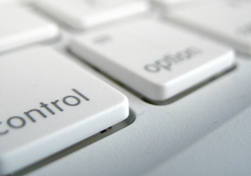 Control is an Option to Command (adapted) (Image by Frederico Cintra [CC BY 2.0] via flickr)