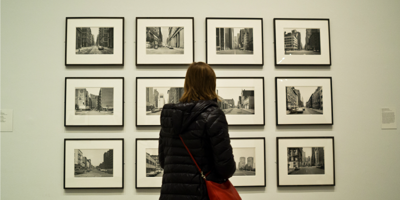 Metropolitan Museum of Art (adapted) (Image by Phil Roeder [CC BY 2.0] via flickr)