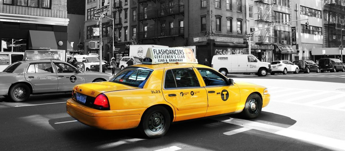taxi (image by laurapuig4 [CC0] via pixabay)