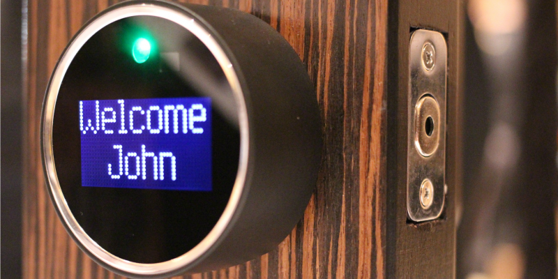 GOJI Smart Lock (adapted) (Image by Maurizio Pesce [CC BY 2.0] via flickr)