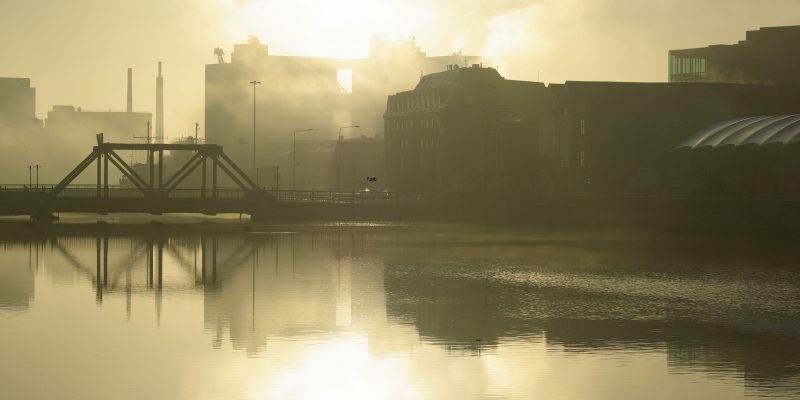 Irlande 3 (adapted) (Image by Werner Bayer [CC BY 20] via flickr)