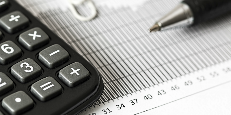 calculator (adapted) (Image by stevepb [CC0 Public Domain] via Pixabay)