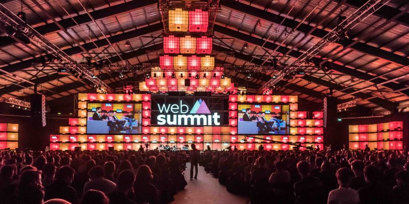 DAY THREE OF THE WEB SUMMIT [DUBLIN 2015]-109985 (adapted) (Image by William Murphy) (CC BY-SA 2.0) via flickr