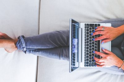 Homeoffice (adapted) (Image by kaboompics) (CC0 Public Domain) via Pixabay
