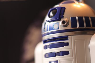 R2D2 - header - Image by Lisa Kneidl