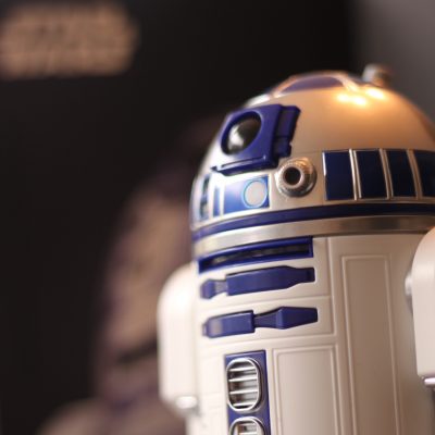 R2D2 - header - Image by Lisa Kneidl