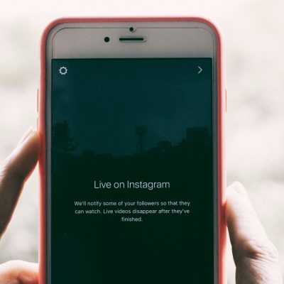 Hans Vivek - unsplash com