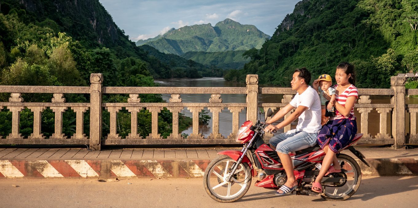 Laos Mekong Brücke 