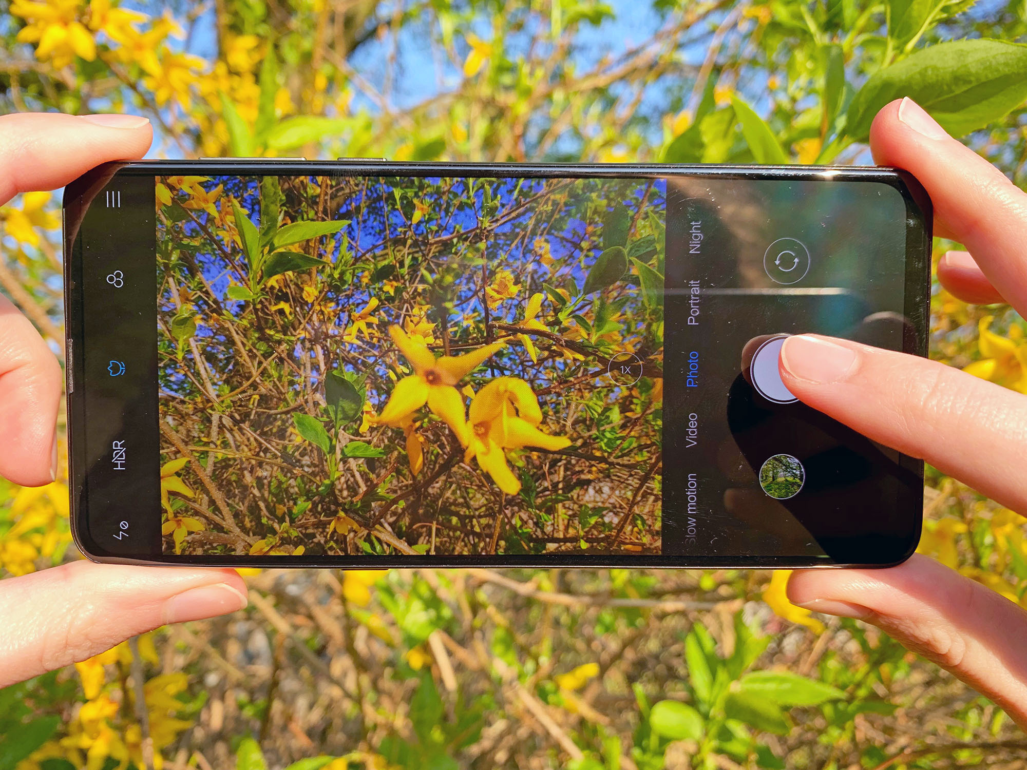 Xiaomi Mi Mix 3 im Test beim Fotografieren