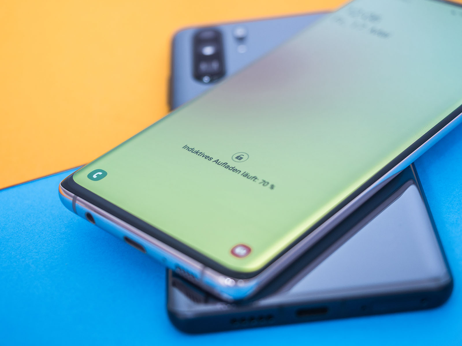 Huawei P30 Pro lädt Samsung Galaxy S10+