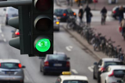 Uber in Hamburg / Image by Ralf Gosch via stock.adobe.com