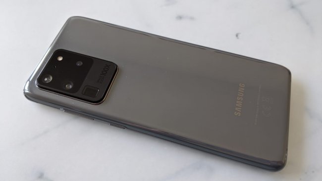 Die Rückseite des Galaxy S20 Ultra 5G / Bild von Moritz Stoll