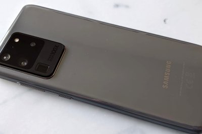 Titelbild Rückseite des Samsung Galaxy S20 Ultra 5G / Bild von Moritz Stoll