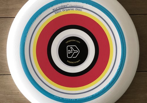 Frisbee mit Netzpiloten Branding