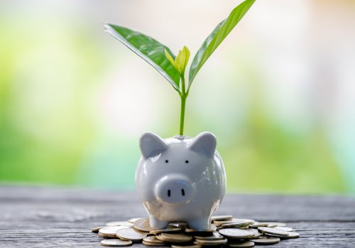 Titelbild Nachhaltige Banken von EKKAPON via Adobe Stock