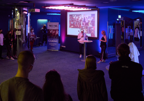 Bild eine Veranstaltung aus der RCADIA-Lobby / Bild von Frohe Botschaft GmbH Maria Baufeld (Frohe Botschaft PR)