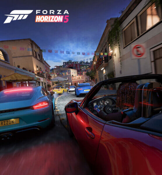 Mehrere Autos, die sich in Forza Horizon 5 ein Nachtrennen durch die engen Gassen einer Stadt liefern.