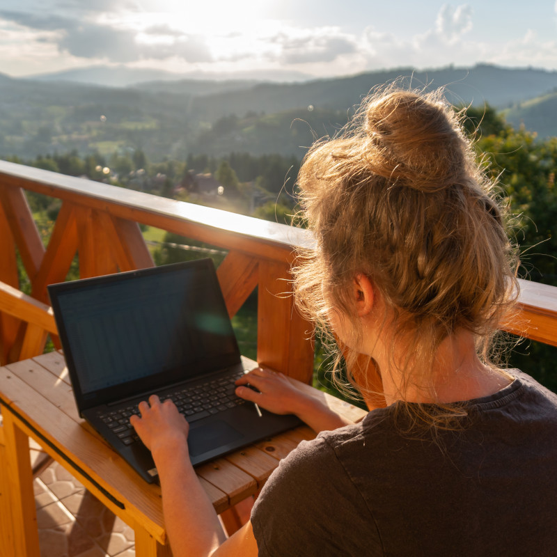 Was-ist-Workation-Ist-es-Digitales-Nomadentum-