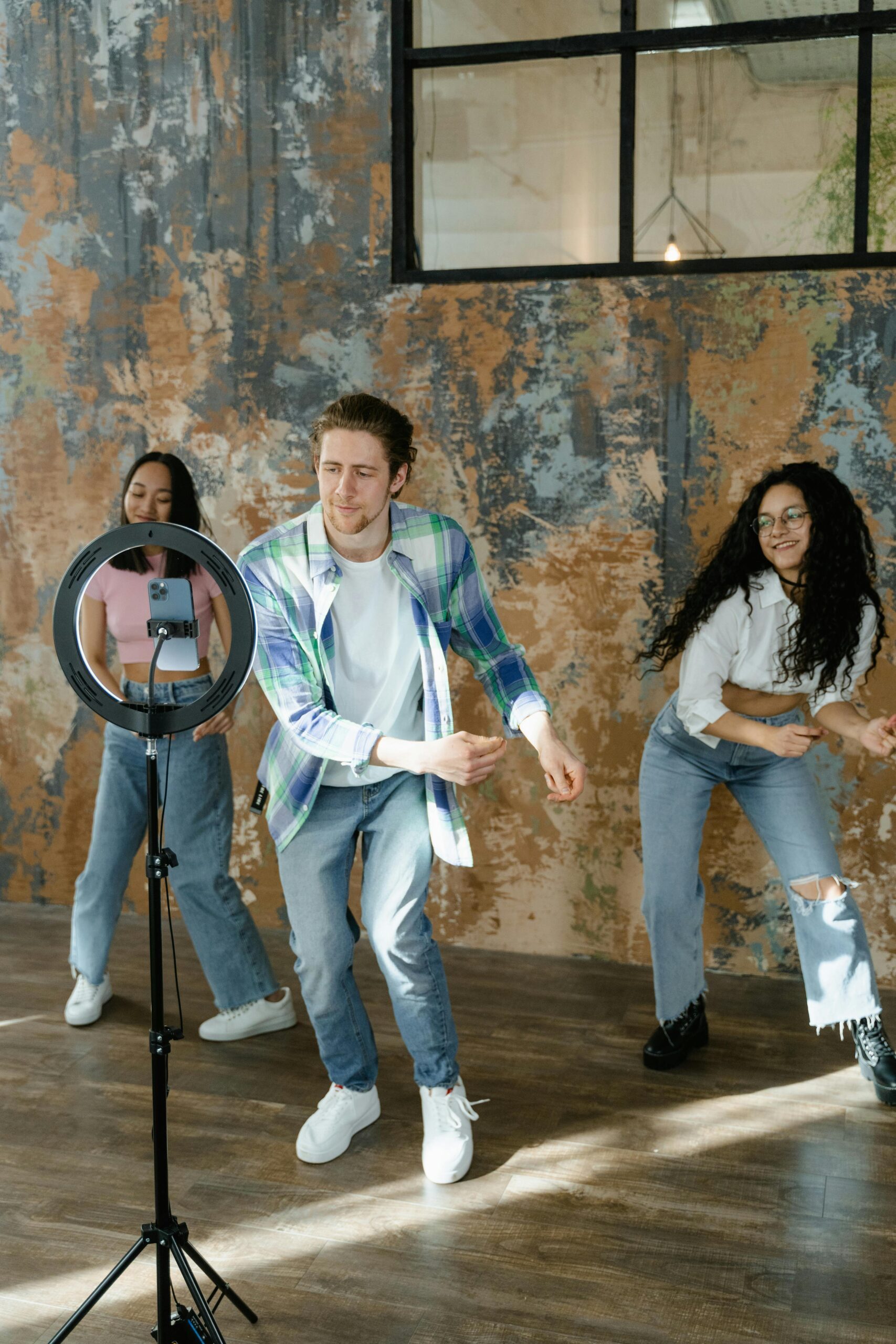 Alternativen-zu-TikTok-Kreative-Plattformen-jenseits-des-Mainstreams