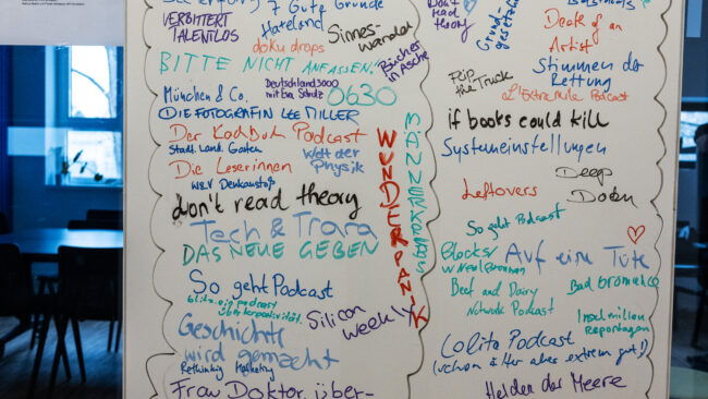 Wall Of Fame, viele Podcast Tipps der Besucher*innen