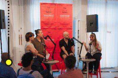 Panel des PRIDE-Special bestehend aus Agatha Kosobucki, Maximilian Pichlmeier, Felix Kosok und Hendrik Menken.